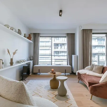 Huswell - High End Nearby The In With Parking *
